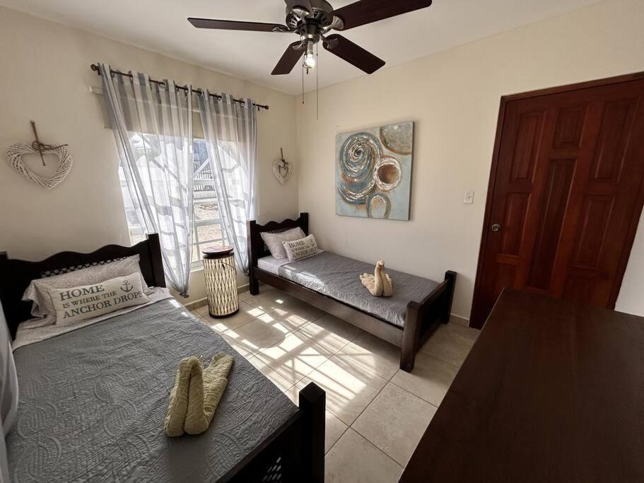 Jolie Villa Entire Villa In Noord, Aruba Palm Beach Bagian luar foto